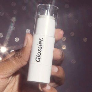 Glossier Haloscope Moonstone